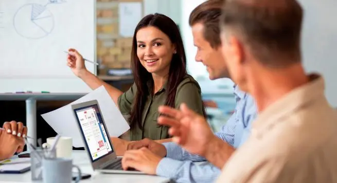 Agile Transformation und Digitalisierung in der Automobilindustrie